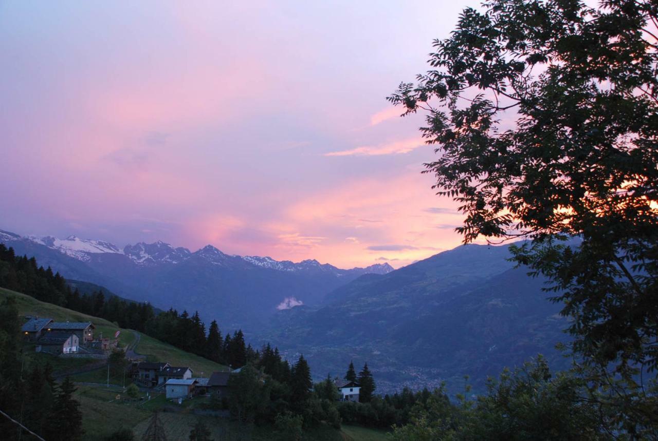 Maison Grivon Incanto E Vista Sulla Valle Villa Charvensod Kültér fotó